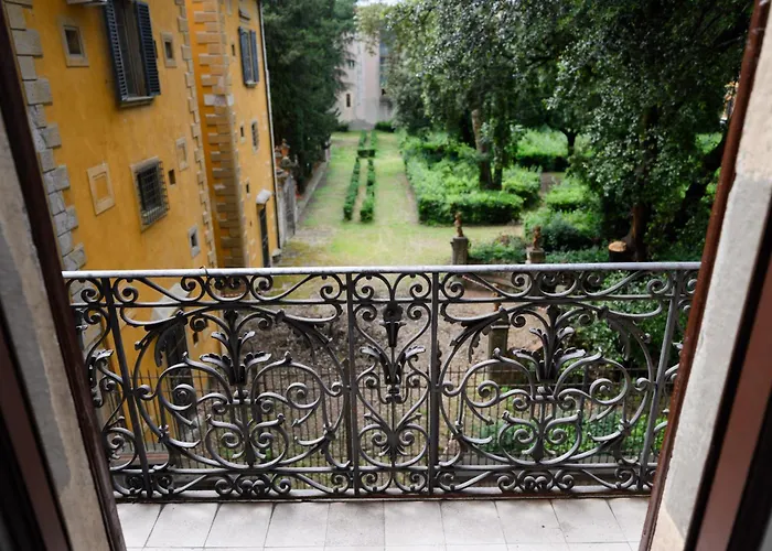 Capponi Charming